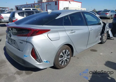 2022 Toyota Prius Prime Xle z USA, uszkodzony, nr VIN JTDKAMFP7N3197403
